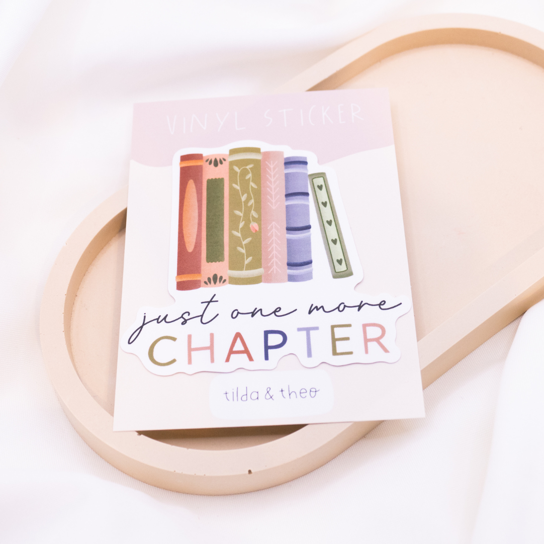 Vinyl Klistremerke “One more Chapter”